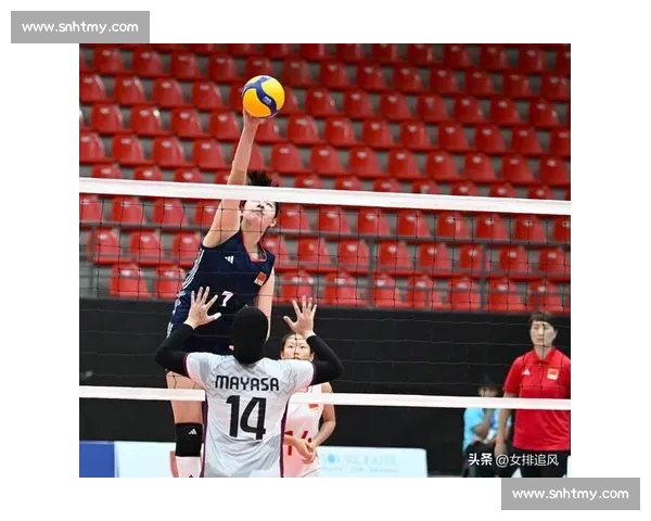 卡塔尔对阵中国比赛裁判判罚争议引发舆论热议规则与公正讨论升级